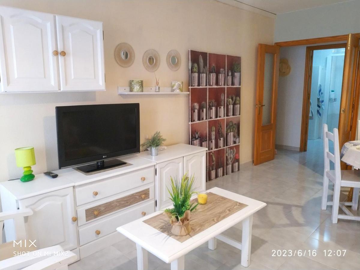 Pink Catia Coqueto Piso Playa Del Cura Apartment Torrevieja Bagian luar foto